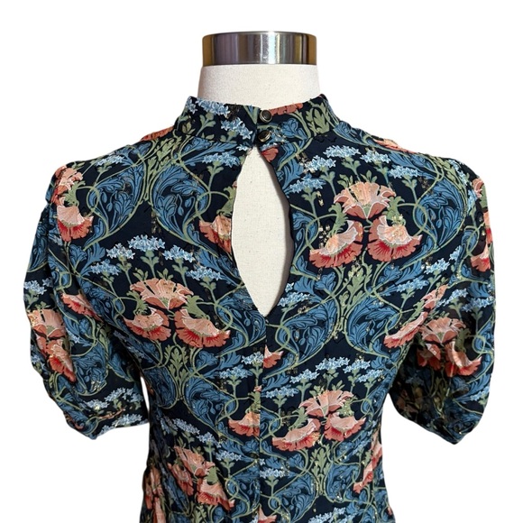 Meadow Rue Anthropologie Art Nouveau Floral Gold Metallic High Neck Keyhole Top - Picture 6 of 10